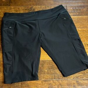 Eddie Bauer Wide Waistband Zippered Bike Shorts, size 2XL!